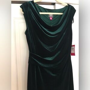 NWT Vince Camuto ruched green velvet cowl- neck gown